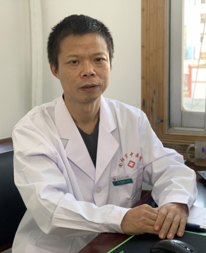 馮氏中醫第十一代傳承人-馮廷立